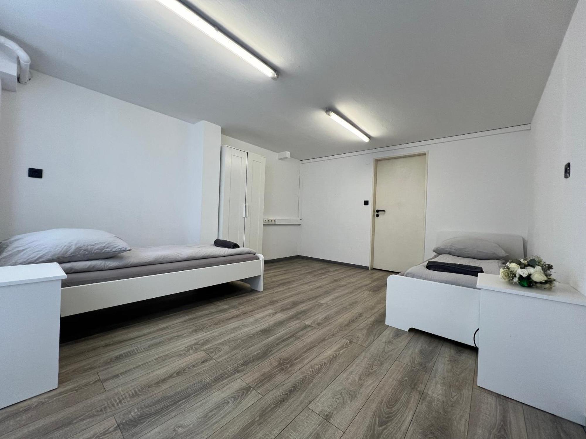 Mieterlux Frankfurt Heusenstamm 46 Hotel ภายนอก รูปภาพ